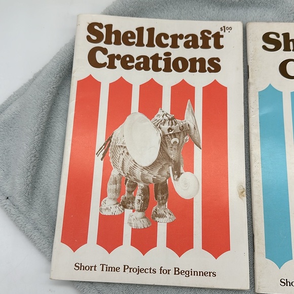 Craft Lot-Shell Craft Creations & Critters 1977 & 1981 & Two Other Books - Picture 3 of 17